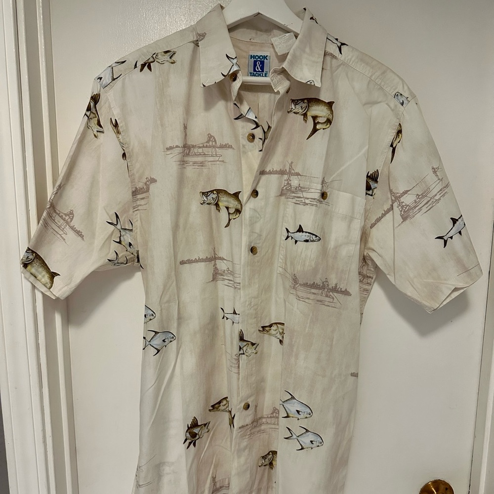 Hook & Tackle vintage men’s large short sleeve button down shirt